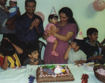 Let's sing Happy bday to aarohi.....